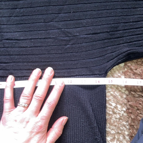 Joseph A Black Relaxed Ribbed Blouse - Picture 9 of 10